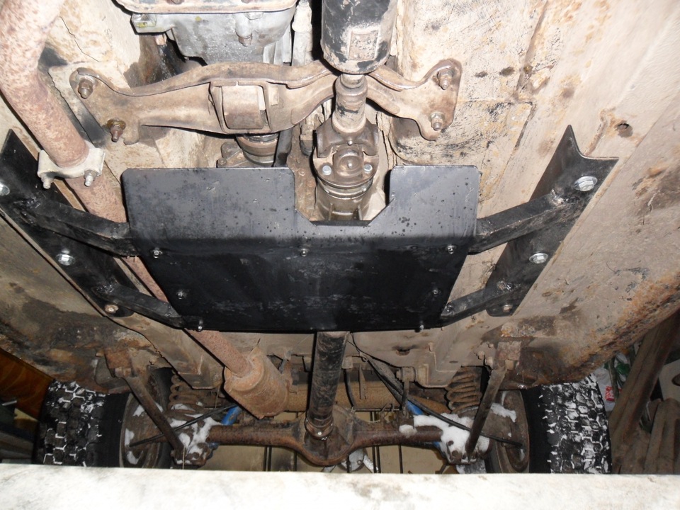 Подрамник под раздатку — Lada 4x4 3D, 1,6 л, 1989 года | тюнинг | DRIVE2