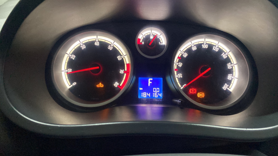 Замена ступицы, датчика АБС, ремонт проводки — Opel Corsa D, 1,2 л ...