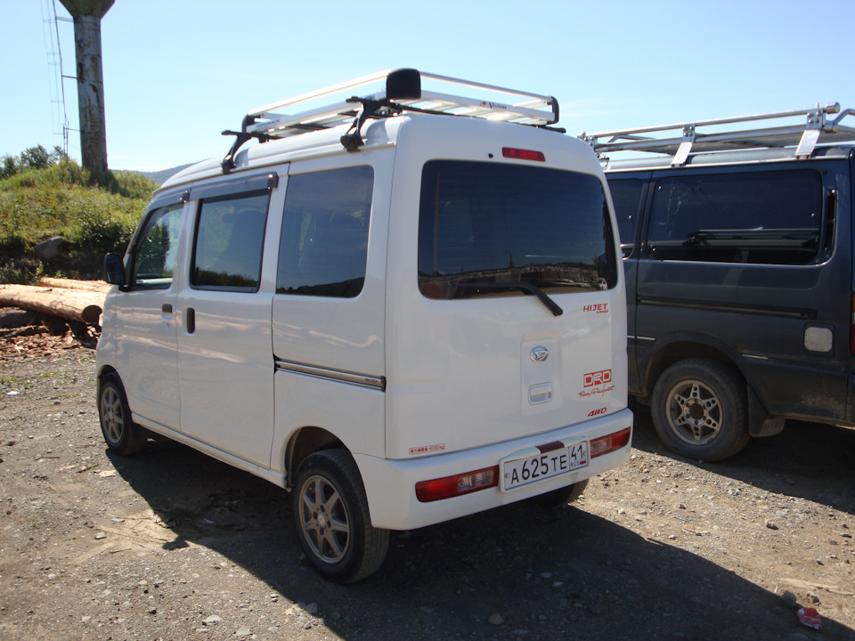 2011 DAIHATSU HIJET CARGO Ref No.0120621498 Used Cars for Sale