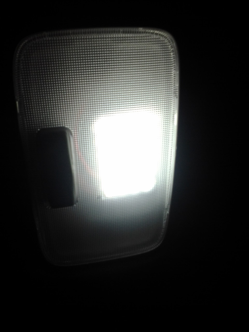 Свет в салоне — KIA Rio (3G), 1,4 л, 2013 года | аксессуары | DRIVE2