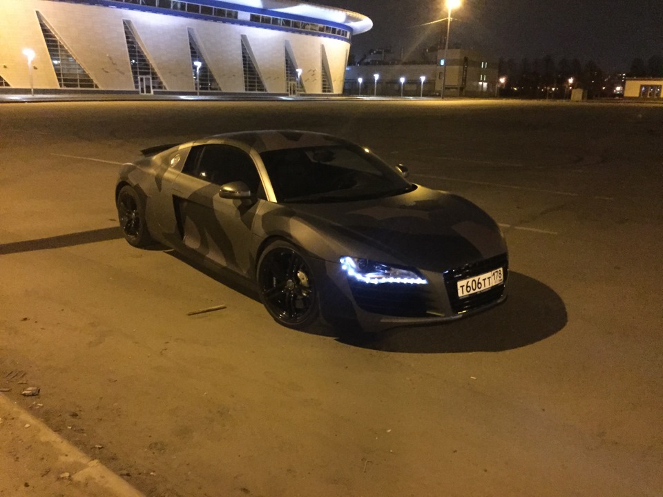 Audi r8 ночная