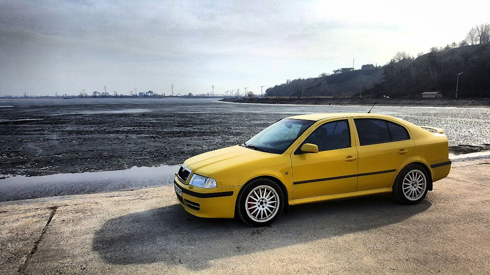 Rs tour. Octavia tour rs. Skoda octavia tour 2000. Skoda octavia rs 2001. Skoda octavia tour 1.