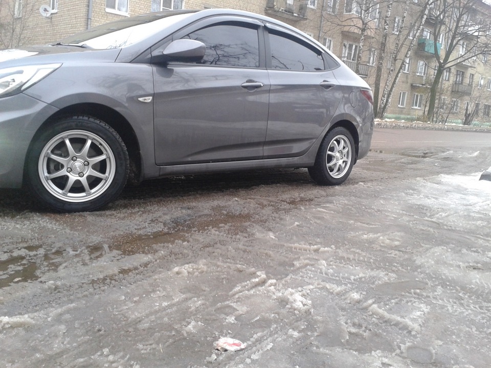 Съемная тонировка… — Hyundai Solaris (1G), 1,6 л, 2012 года | кузовной ...