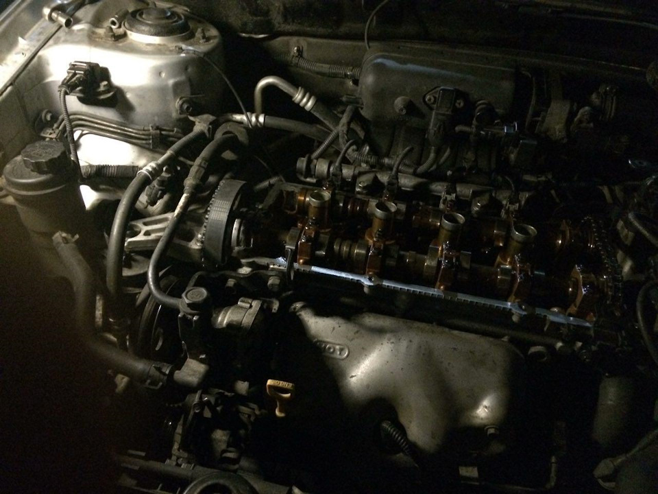 Замена поршневых колец и маслосъемных колпачков — KIA Cerato (1G), 1,6 ...