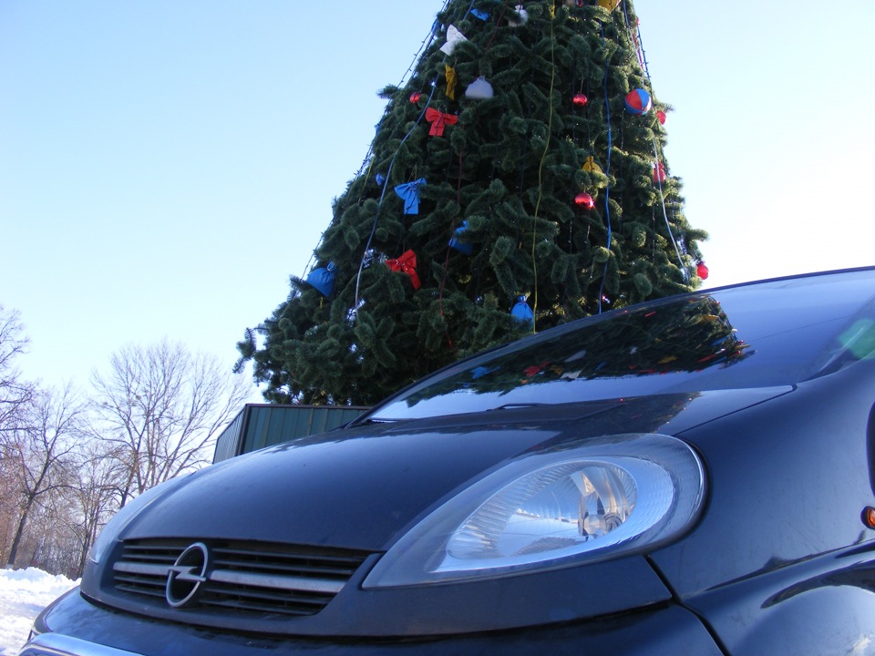 Новогодние фото — Opel Vivaro (1G), 1,9 л, 2006 года | фотография | DRIVE2