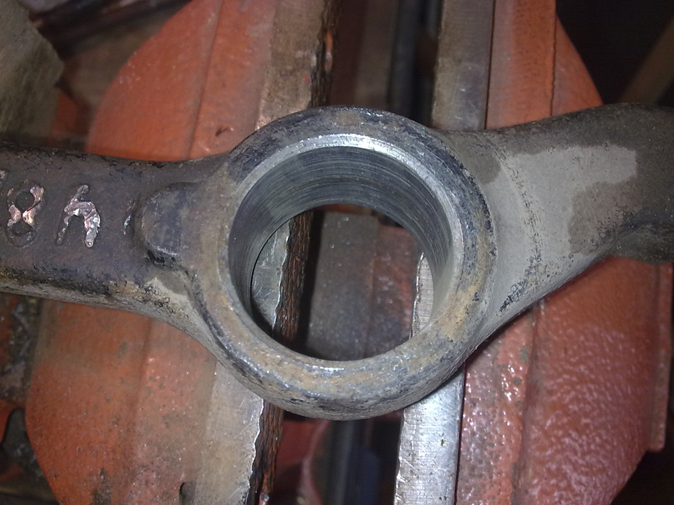 Наждачкой немного почистил — Lada Granta