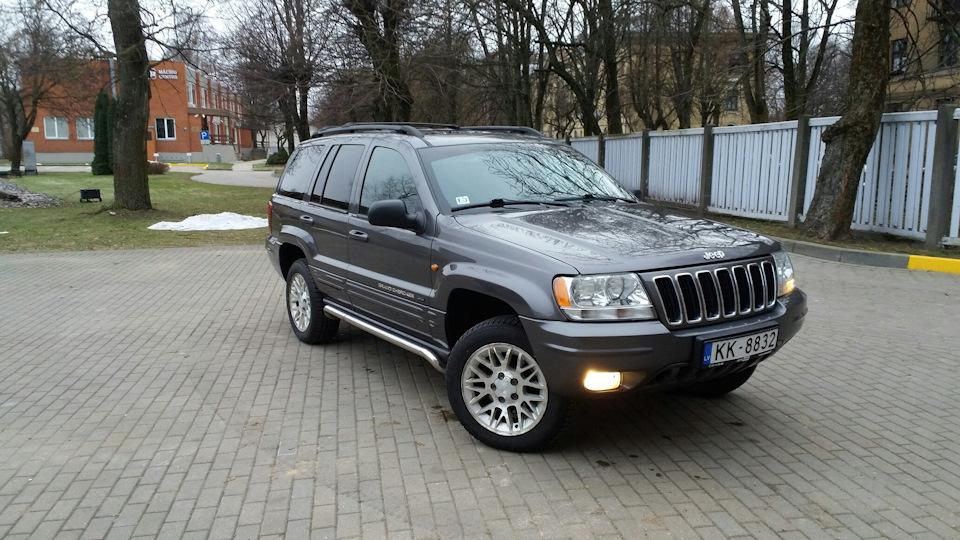 Снова помылся, пока нет осадков и сухо на улице — Jeep Grand Cherokee ...