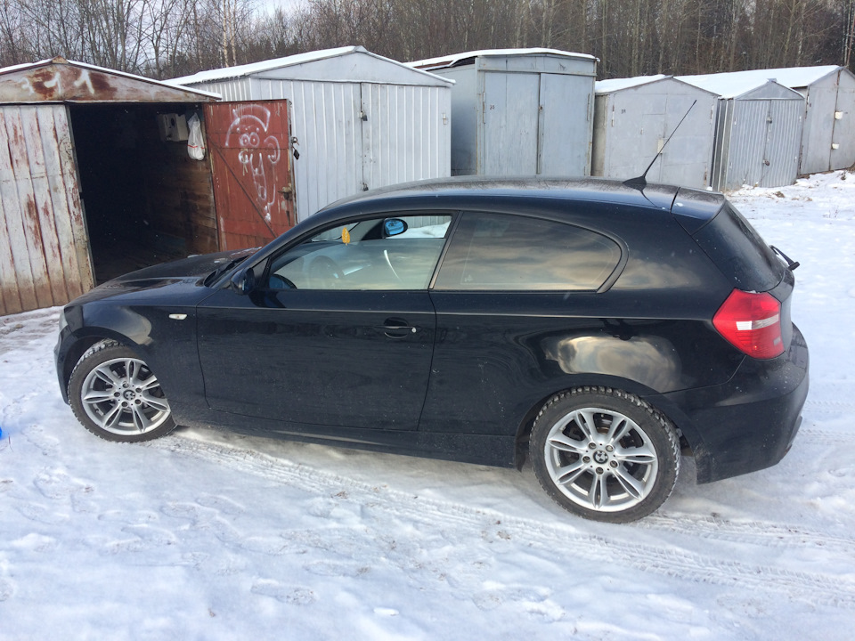 Зимняя резина, АКБ Тюмень премиум! — BMW 1 series (E81/E87), 1,6 л ...