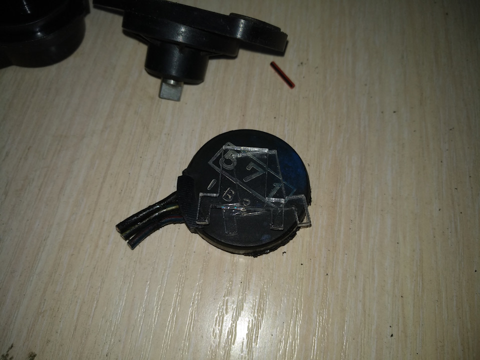 d08712ds 960 датчик тпс за что отвечает