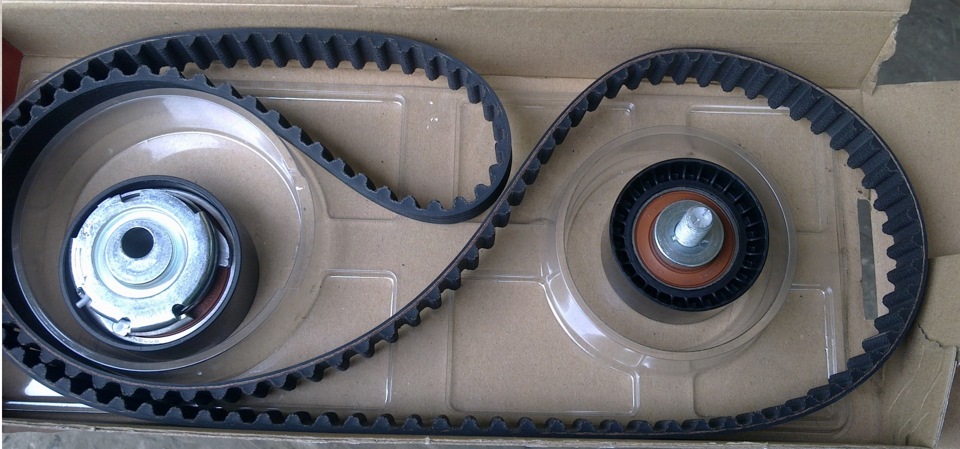 потекла помпа — Lada Приора хэтчбек, 1,6 л, 2010 года | запчасти | DRIVE2