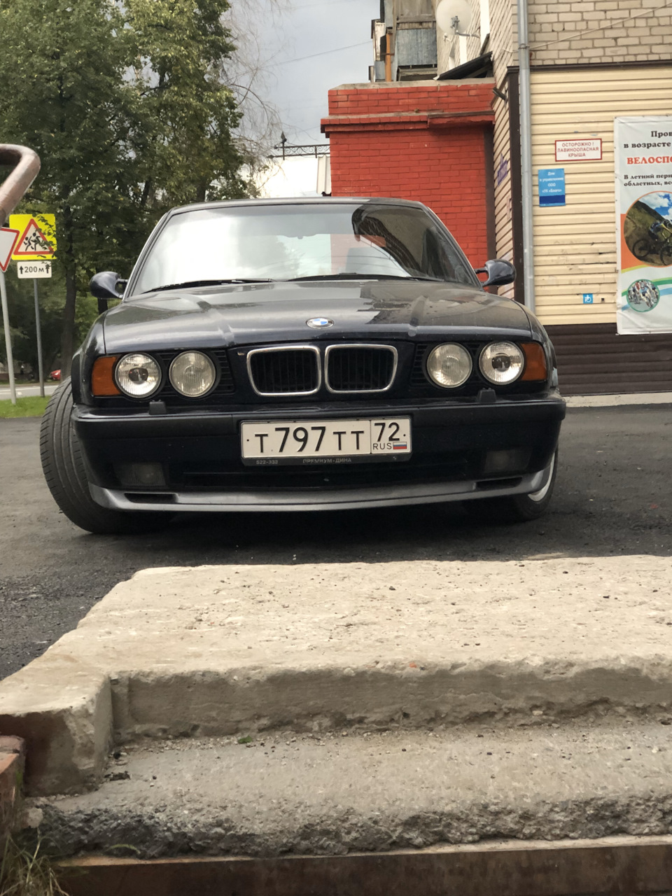 d0AAAgGRI-A-960.jpg