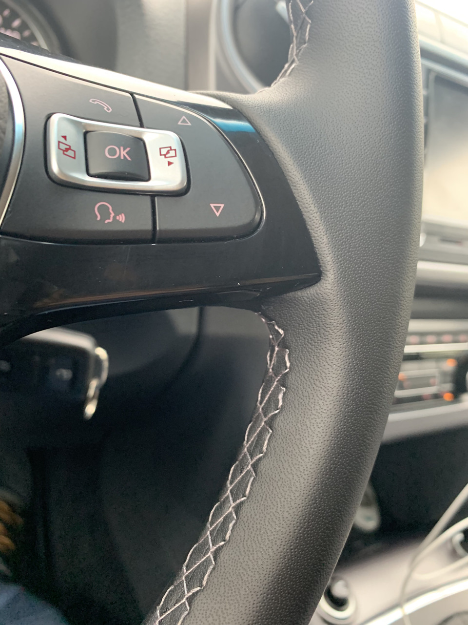 Руль протерся! Да здравствует руль! — Volkswagen Amarok, 2 л, 2014 года ...