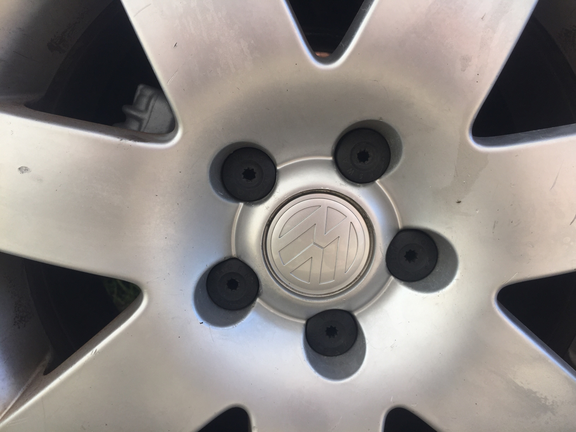 Колпачки секретки vag — Volkswagen Passat B5, 2 л., 2002 года ...