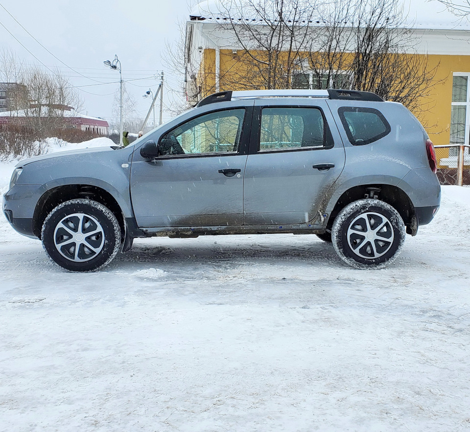 Нужны ли пороги в Рено Дастер — Renault Duster (1G), 1,5 л, 2020 года |  просто так | DRIVE2