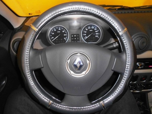 всякие мелочи — Renault Logan (1G), 1,6 л, 2012 года | аксессуары | DRIVE2