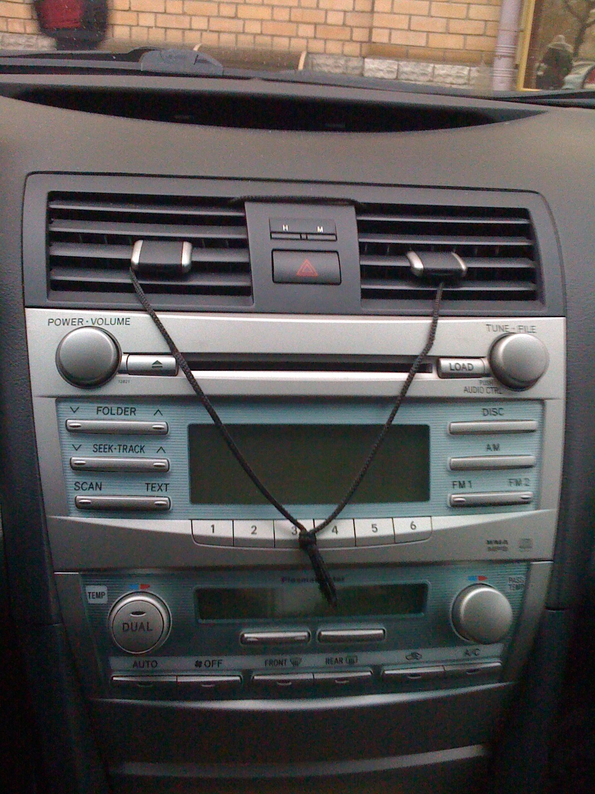iPad in my Camry Toyota Camry 24 2006