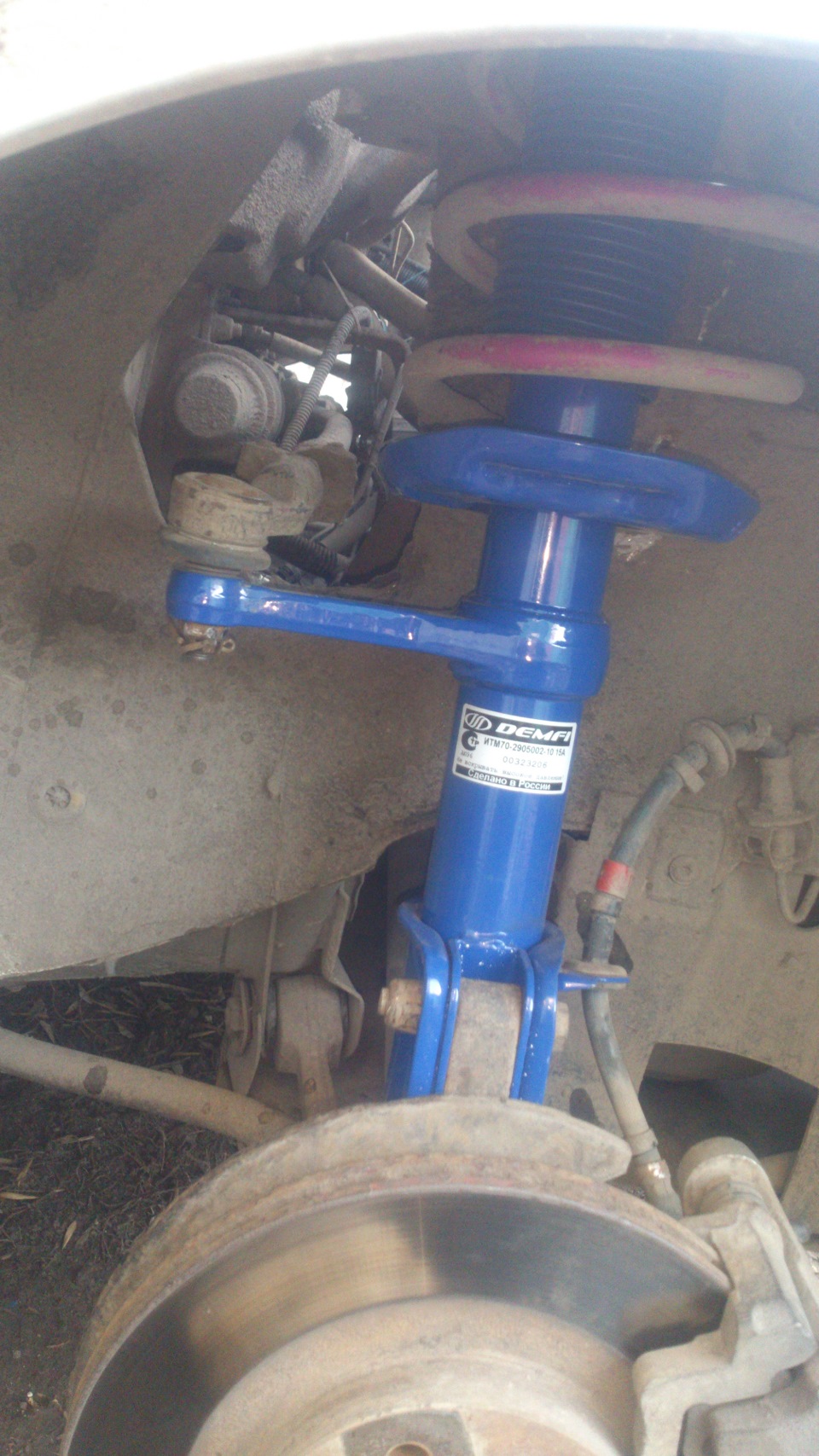 новые стойки — Lada Приора седан, 1,6 л, 2008 года | запчасти | DRIVE2