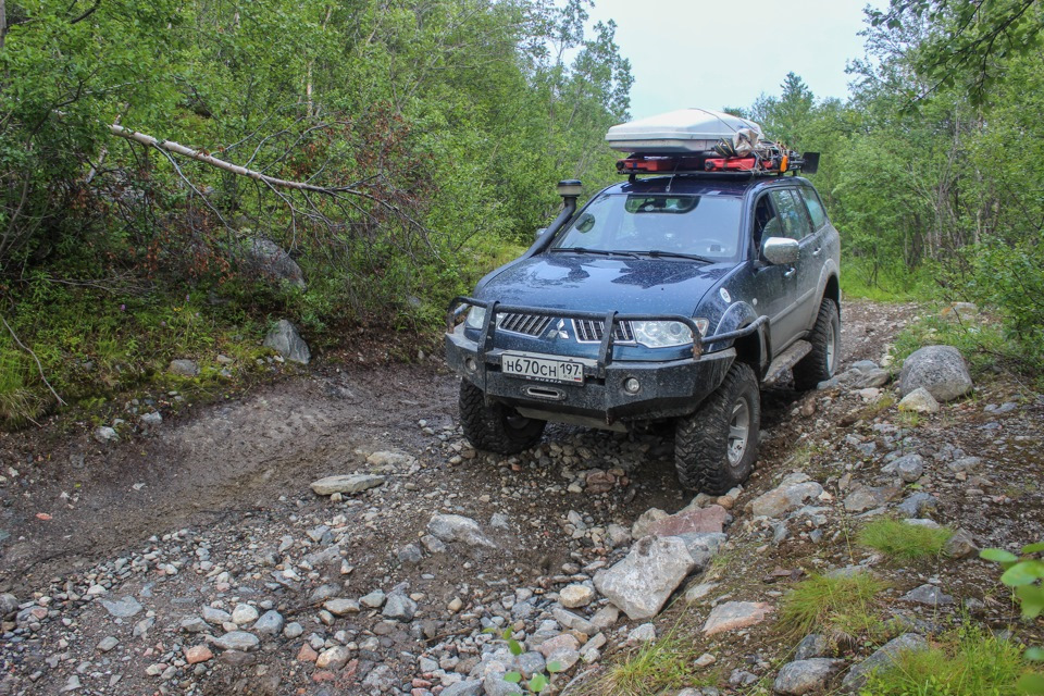 11 — Mitsubishi Pajero Sport (2G)
