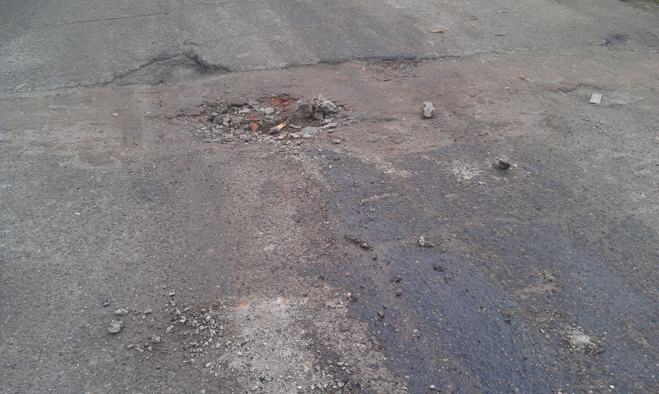 Пробил поддон двигателя — Citroen C4 Picasso (1G), 1,8 л, 2007 года ...