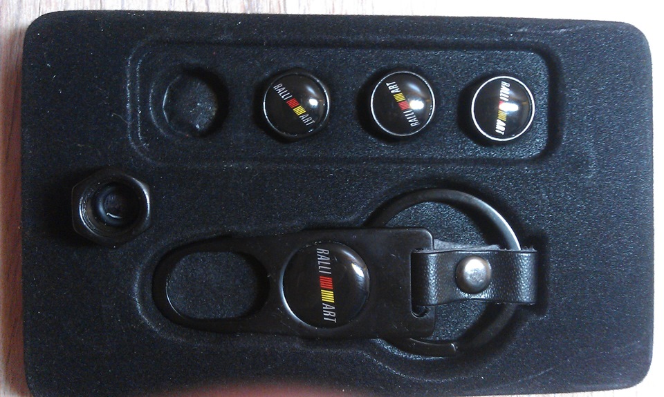 Приятная мелочь… — Mitsubishi Galant (8G), 2,4 л, 1999 года | тюнинг ...