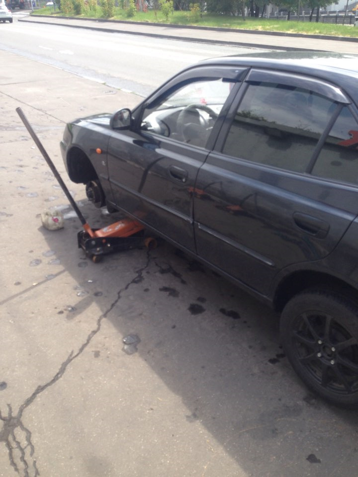 Наконец то выпрямил диски — Hyundai Accent (2G), 1,5 л, 2005 года ...