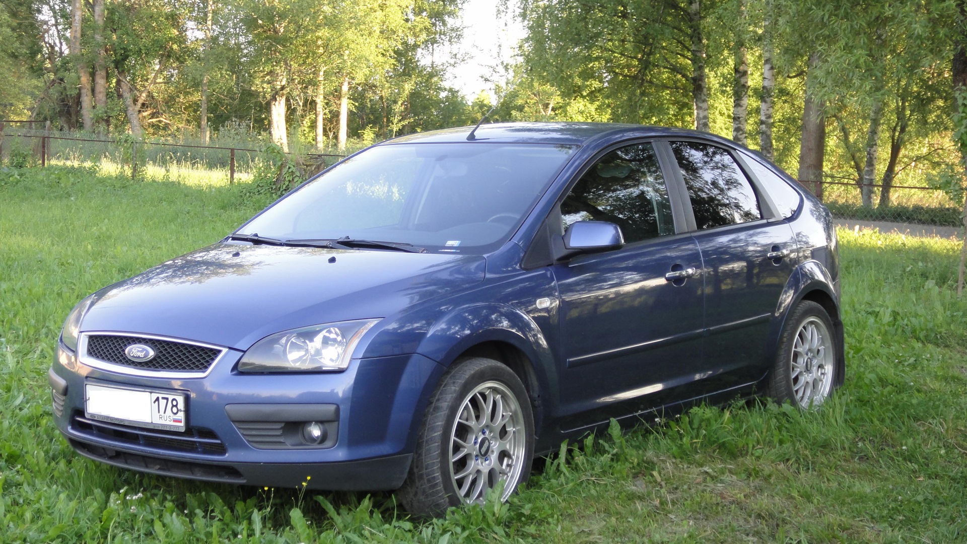 Форд фокус 2007. Ford Focus 2007 Hatchback. Форд фокус 2007 хэтчбек. Ford Focus 2 Hatchback 2007. Форд фокус 1 хэтчбек 2007.