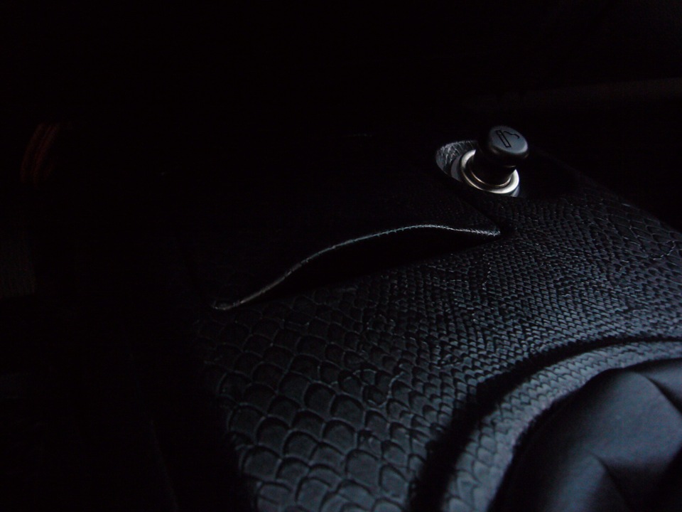 Обтяжка салона кожей — Mitsubishi Lancer IX, 1,6 л, 2007 года | тюнинг ...