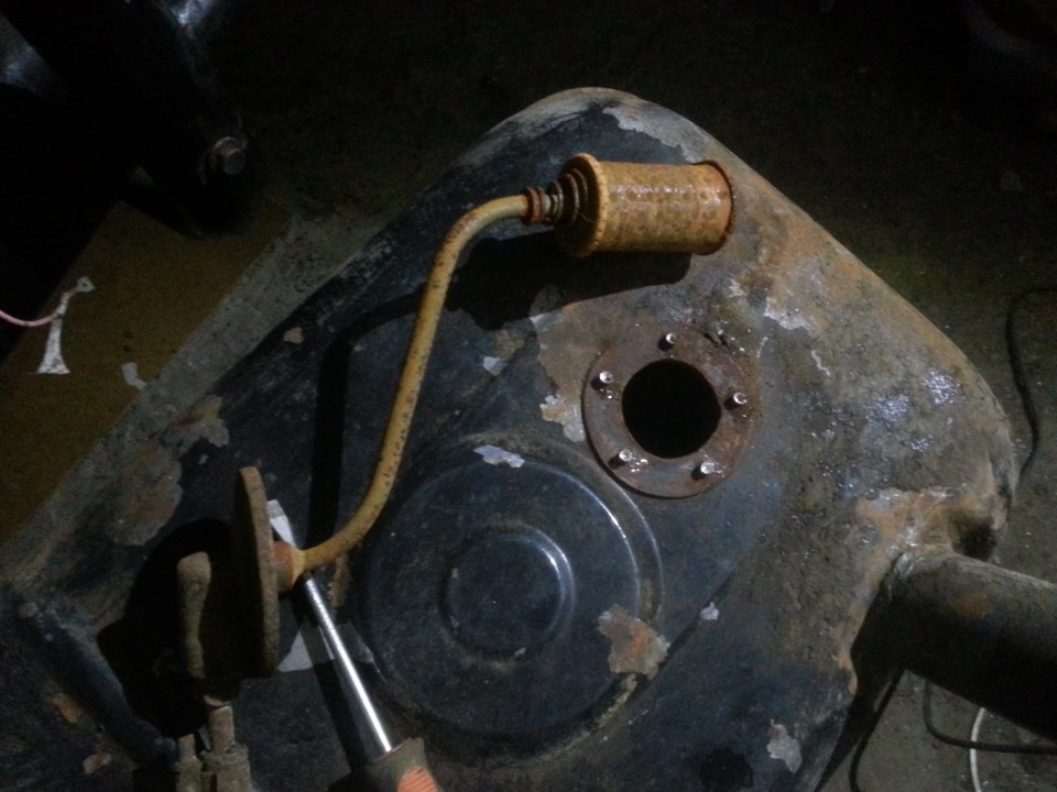 Очистка топливного бака 30л. Электролиз как он есть. — УАЗ 3909, 2,4 л ...