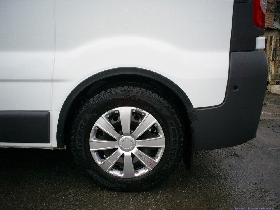 Защита кромки крыла. — Renault Trafic (2G), 2 л, 2011 года | аксессуары ...