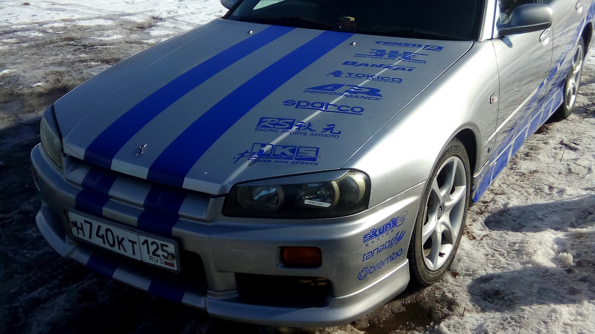 Винил на Nissan Skyline r34 купе