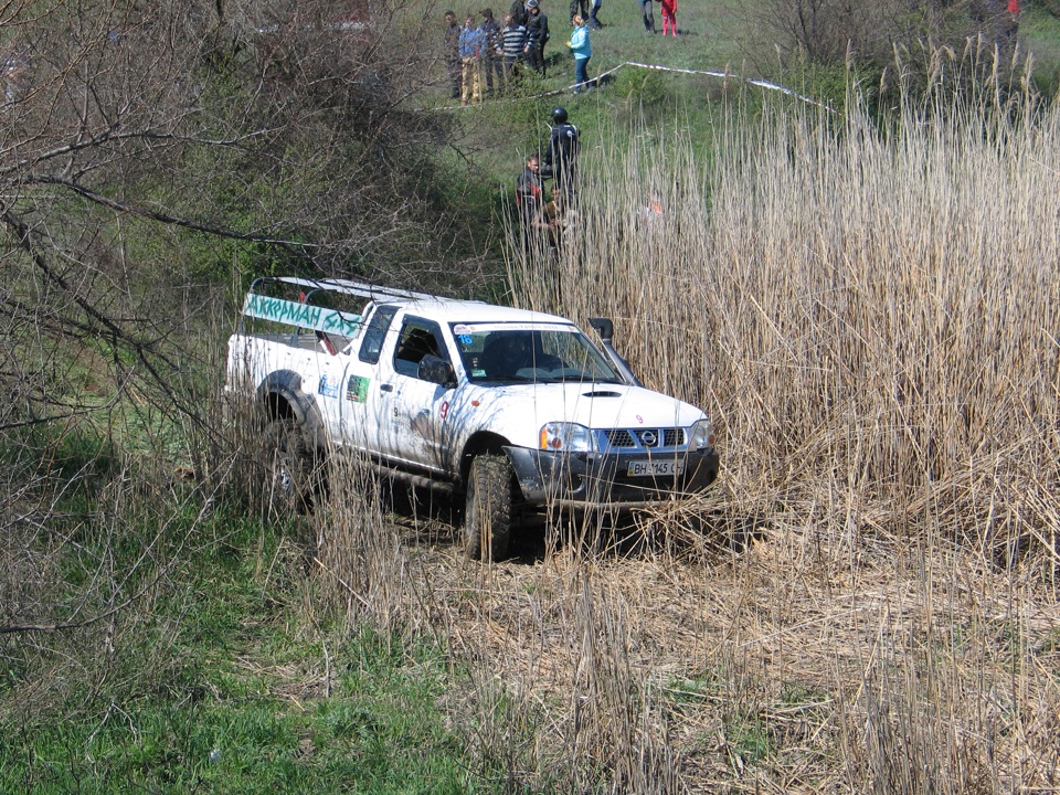 Фото в бортжурнале Nissan Navara (1G)