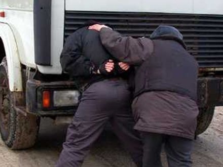 Видеоролик реального секса дальнобойщиков, смотреть порно видео вымя зрелой