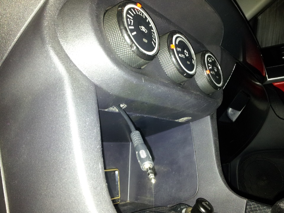 AUX выход. — Mitsubishi Lancer X, 2 л, 2008 года | автозвук | DRIVE2