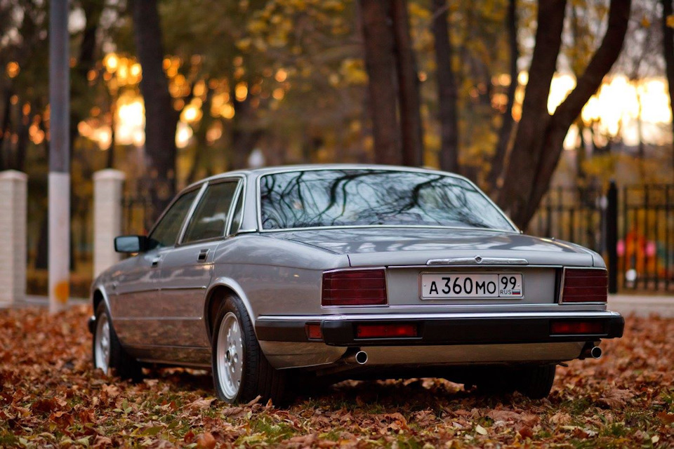 Jaguar xj40 Daimler