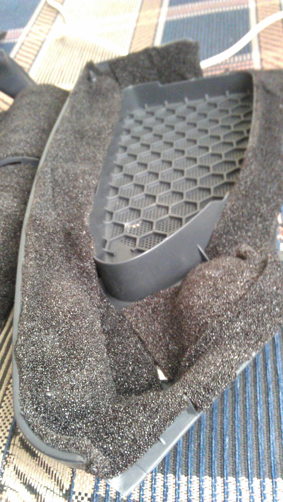 Решили с братюней мне зашумить багажник своими силами немного. — Honda ...