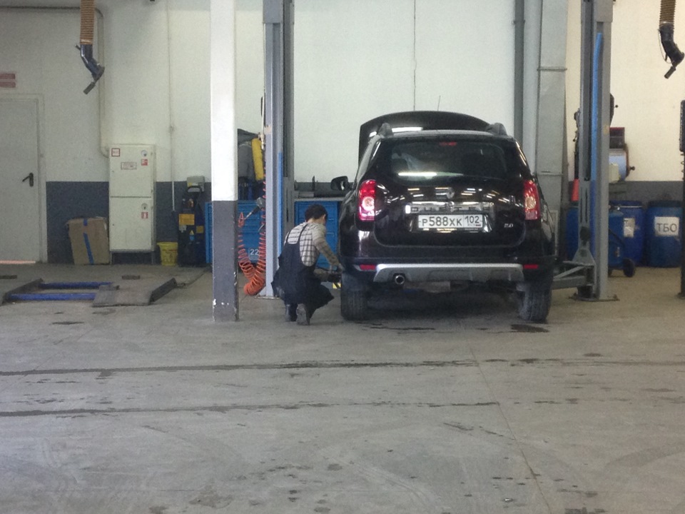 Шиномонтаж по акции — Renault Duster (1G), 2 л, 2014 года | визит на ...