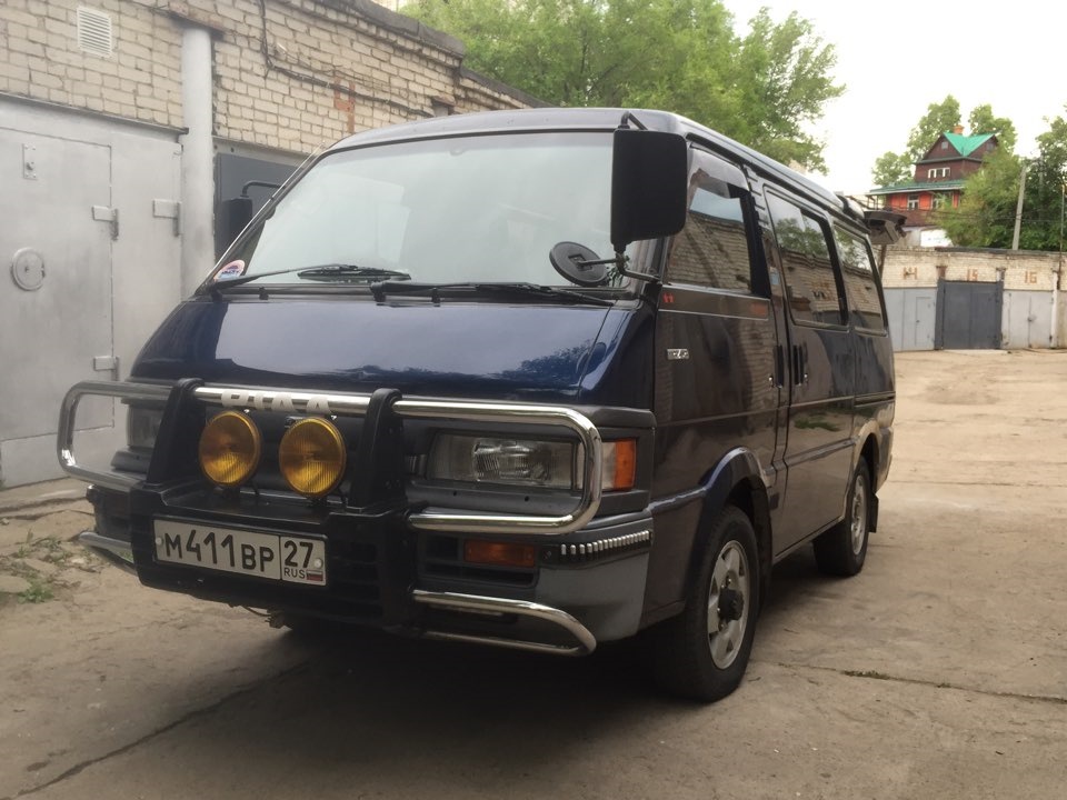 Mazda r2. Mazda Bongo ssf8r. Мазда Бонго ssf8r каталог1991 г. Мазда Бонго ssf8r тюнинг. Купить очки фар на Мазда Бонго ssf8r.