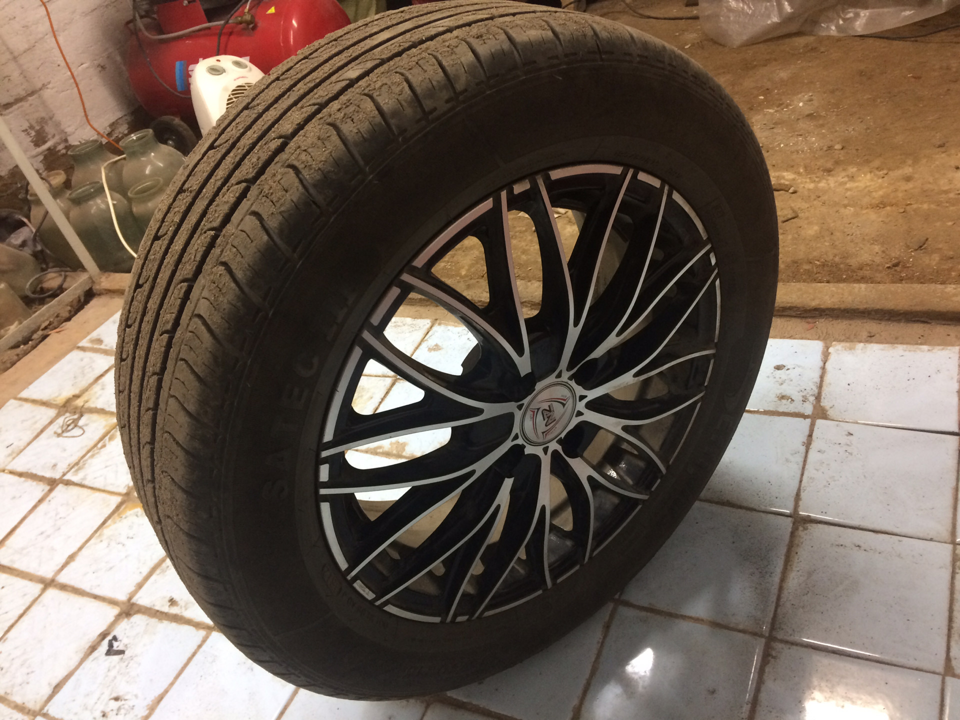 Литье резины. Колеса Киа СИД 205/55 r16. 205 55 R16 Ceed. Kia Ceed r16 205/55/16. Диски на Киа СИД 205 55 17.