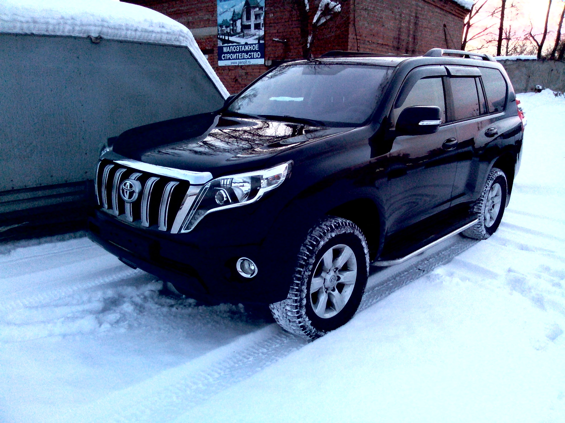 Купил прадо 2.7 бензин. Land Cruiser Prado 2. Toyota Prado 2.7. Prado 150 2.7. Land Cruiser Prado 150 2014.