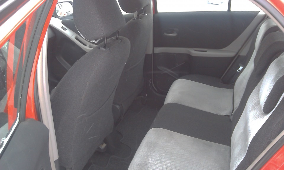 Фото в бортжурнале Toyota Yaris (p2)