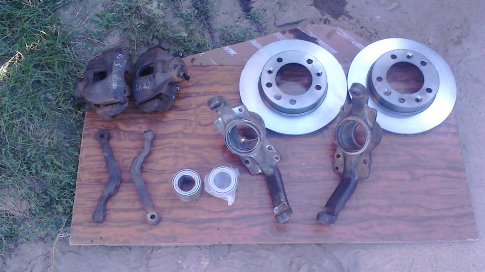 небольшое улучшение подвески и тормозов — Lada 2131, 1,7 л, 2005 года ...