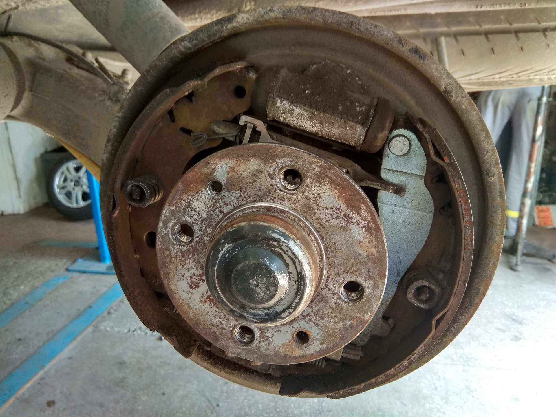 🇫🇷🇫🇷🔧🔧 ВОТ ОН ДОЛГОЖДАННЫЙ МОМЕНТ ЗАМЕНА ПЕРЕДНИХ ТОРМОЗНЫХ ДИСКОВ ...