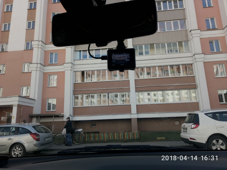 Установка sj4000 в машину
