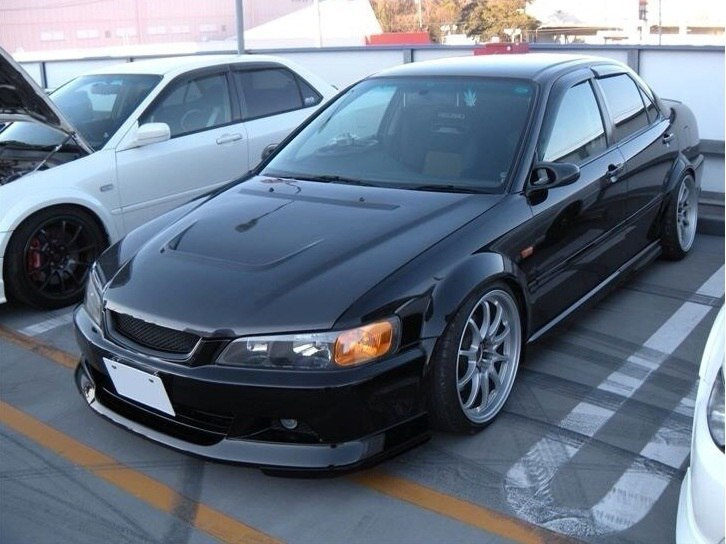 mitsubishi galant ix или volvo s60