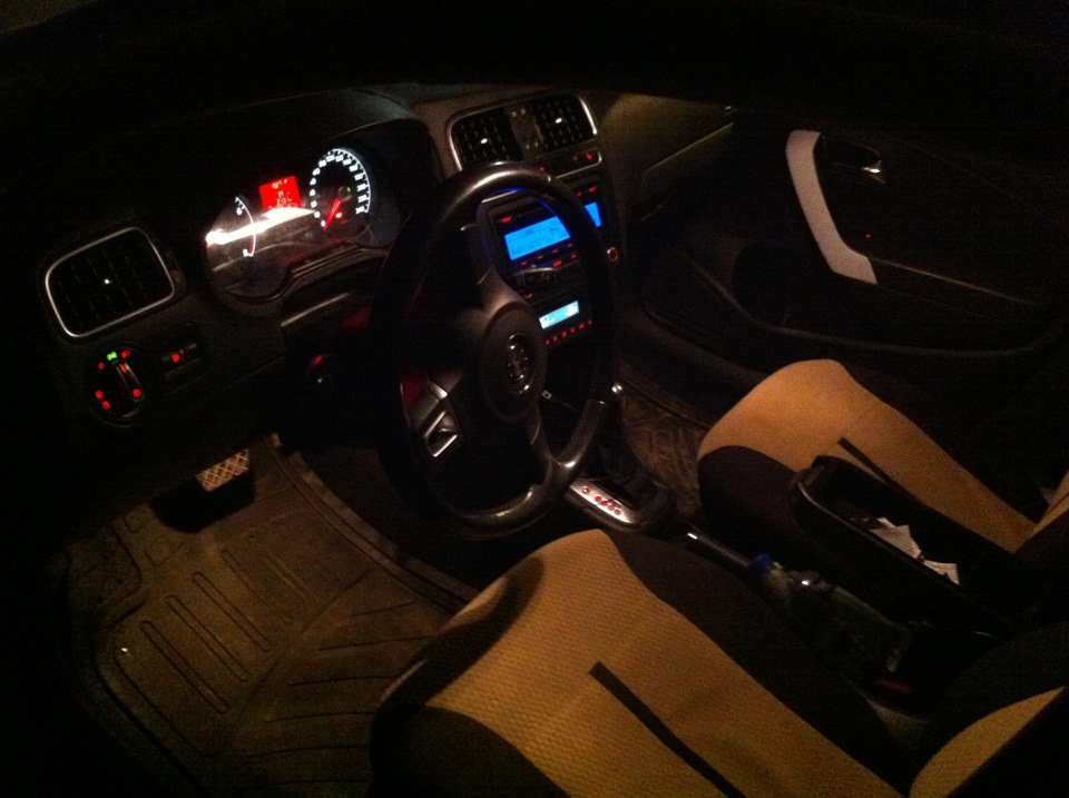 Штатный ключ — Volkswagen Polo Sedan, 1,6 л, 2011 года | аксессуары ...