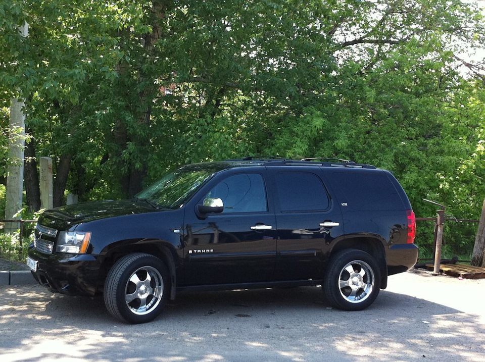 Chevrolet Tahoe 5 3 автомат 2008