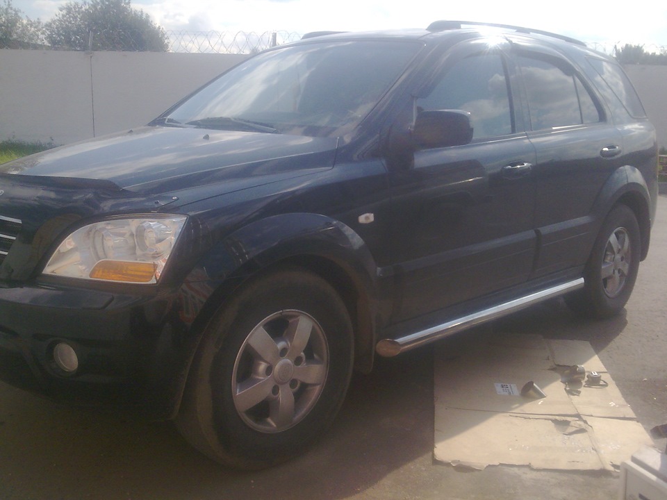 пороги по бокам — KIA Sorento (1G), 2,5 л, 2008 года | тюнинг | DRIVE2