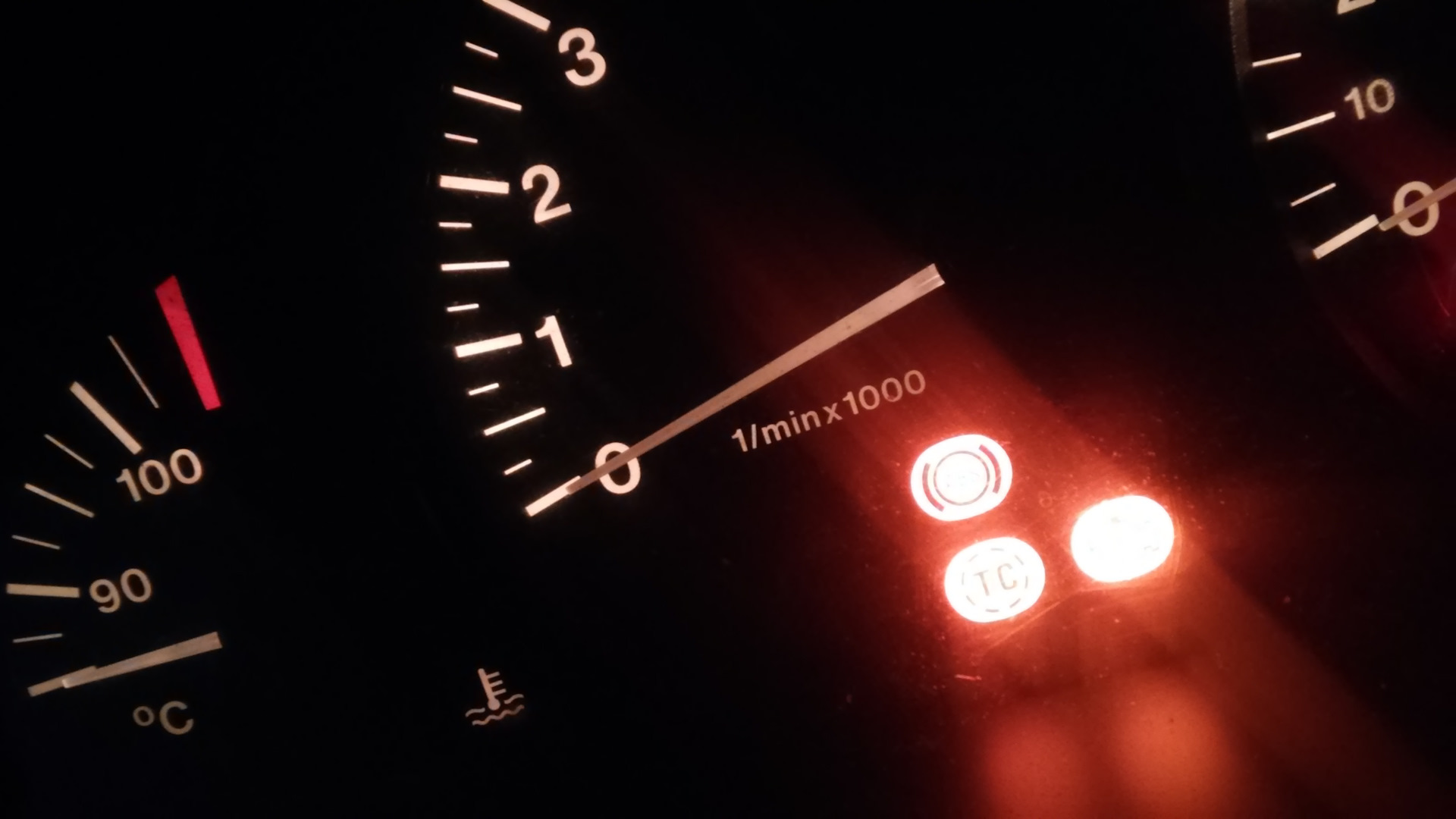 Замена блока абс на абс + трекшен. — Opel Omega B, 2 л, 1995 года ...