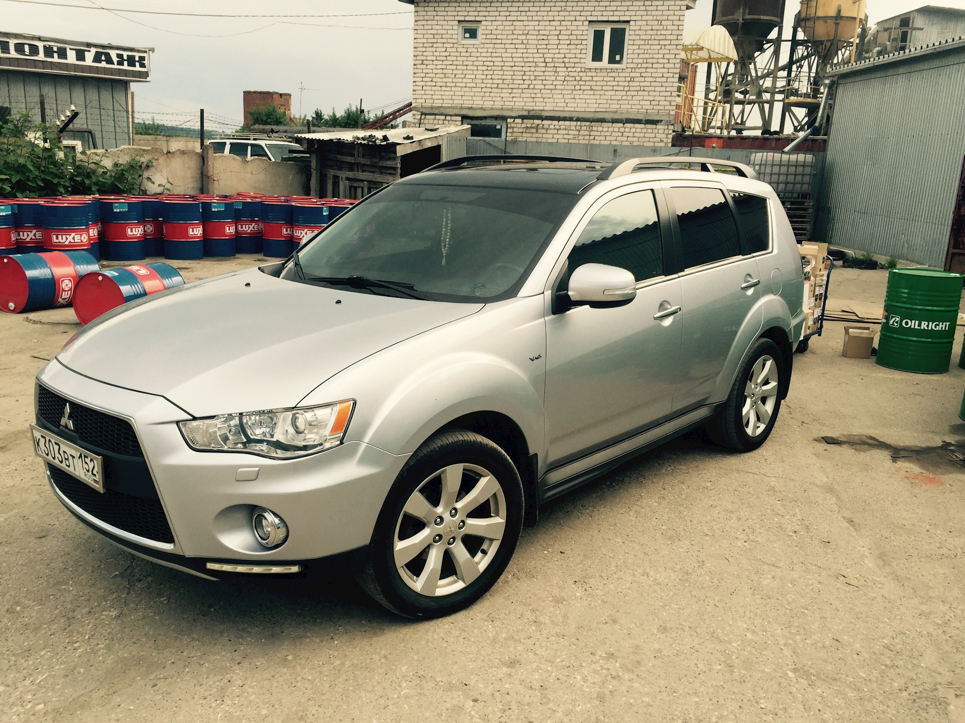 Аутлендер хл 3.0. Mitsubishi Outlander XL 3.0. Аутлендер XL 2012. Митсубиси Аутлендер XL 2012. Аутлендер XL 3.0 2007.