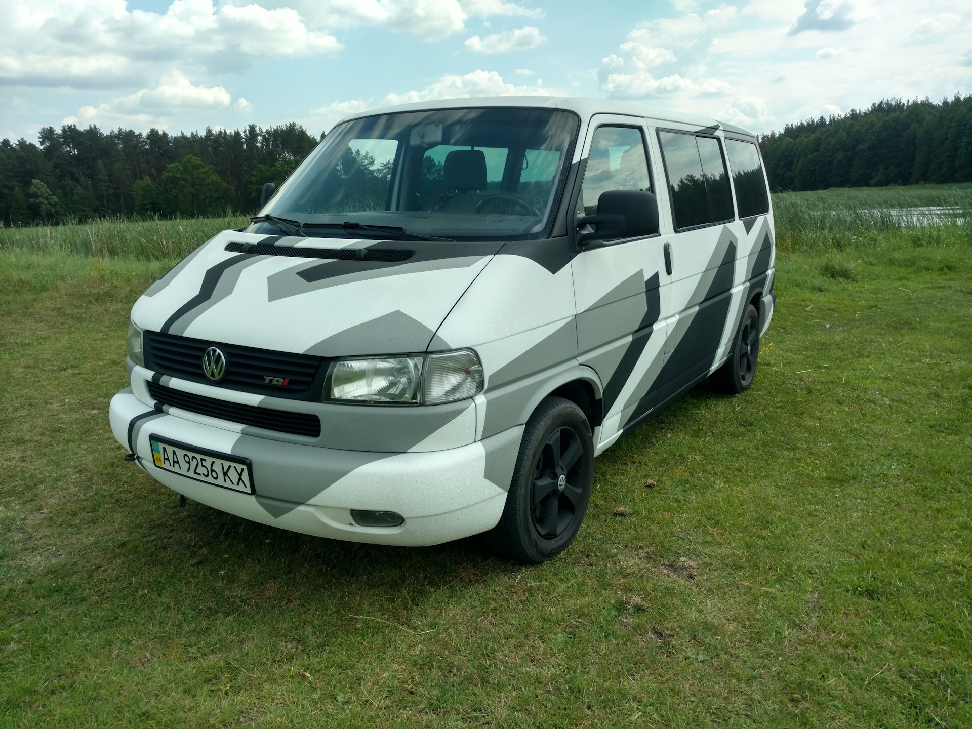 Мультик в рапторе (Raptor) — Volkswagen Multivan (T4), 2,5 л, 2003 года |  тюнинг | DRIVE2